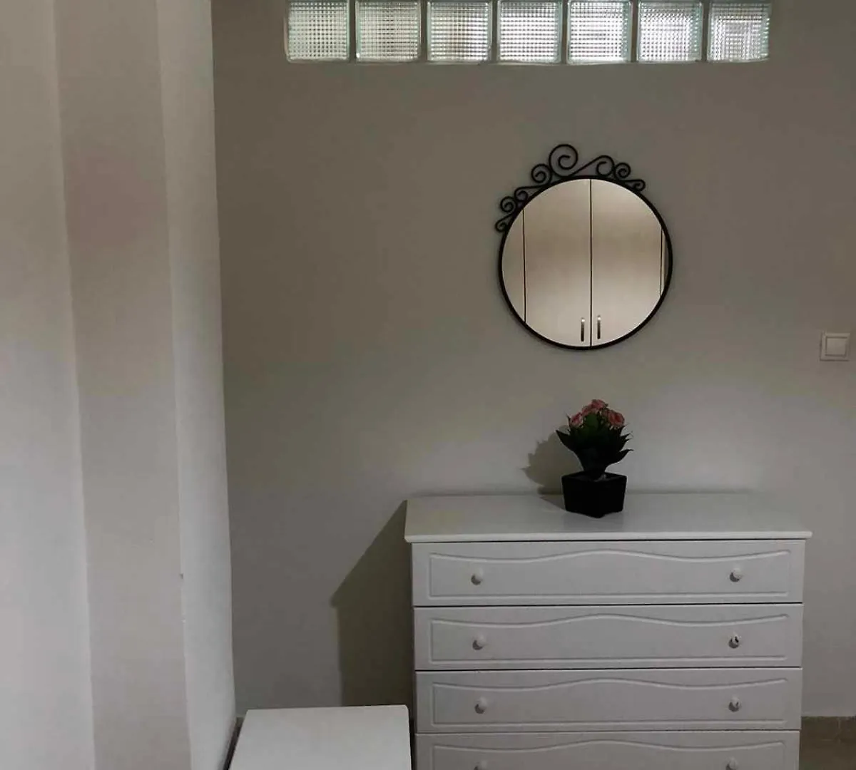 Apartment Νησιωτικο Στυλ Διαμερισμα Στο Κεντρο --Island Style-Traditional Thessaloniki Greece